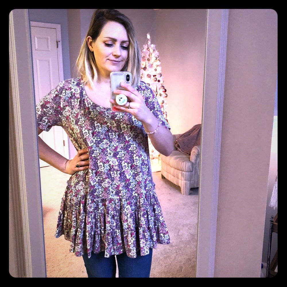 Purple floral ruffled tunic top